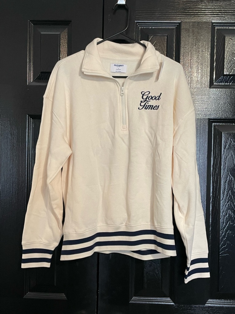 Old Navy Cream Quarter-Zip Sweatshirt